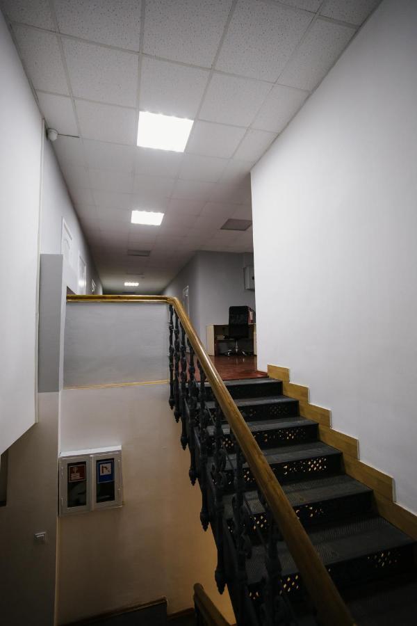P2B Hostel & Bar キエフ エクステリア 写真